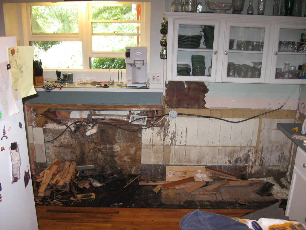5 Ways to Prevent Water Damage in Cypress Homes 